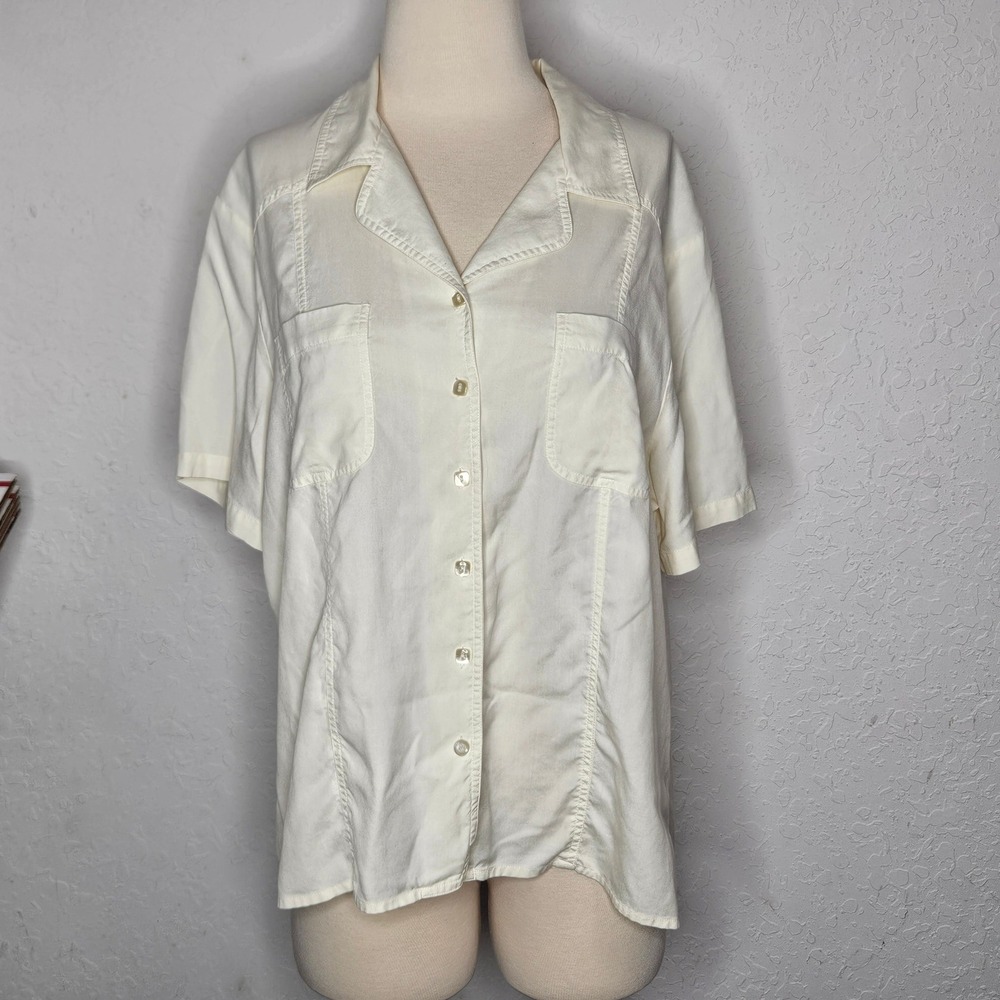 Bay Studio Womens XL Cream 100% Silk Short Sleeve Button Down Camp Shirt 1509246